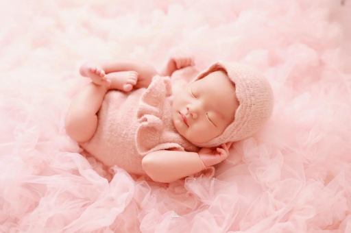 海西宝宝几个月可以抬头